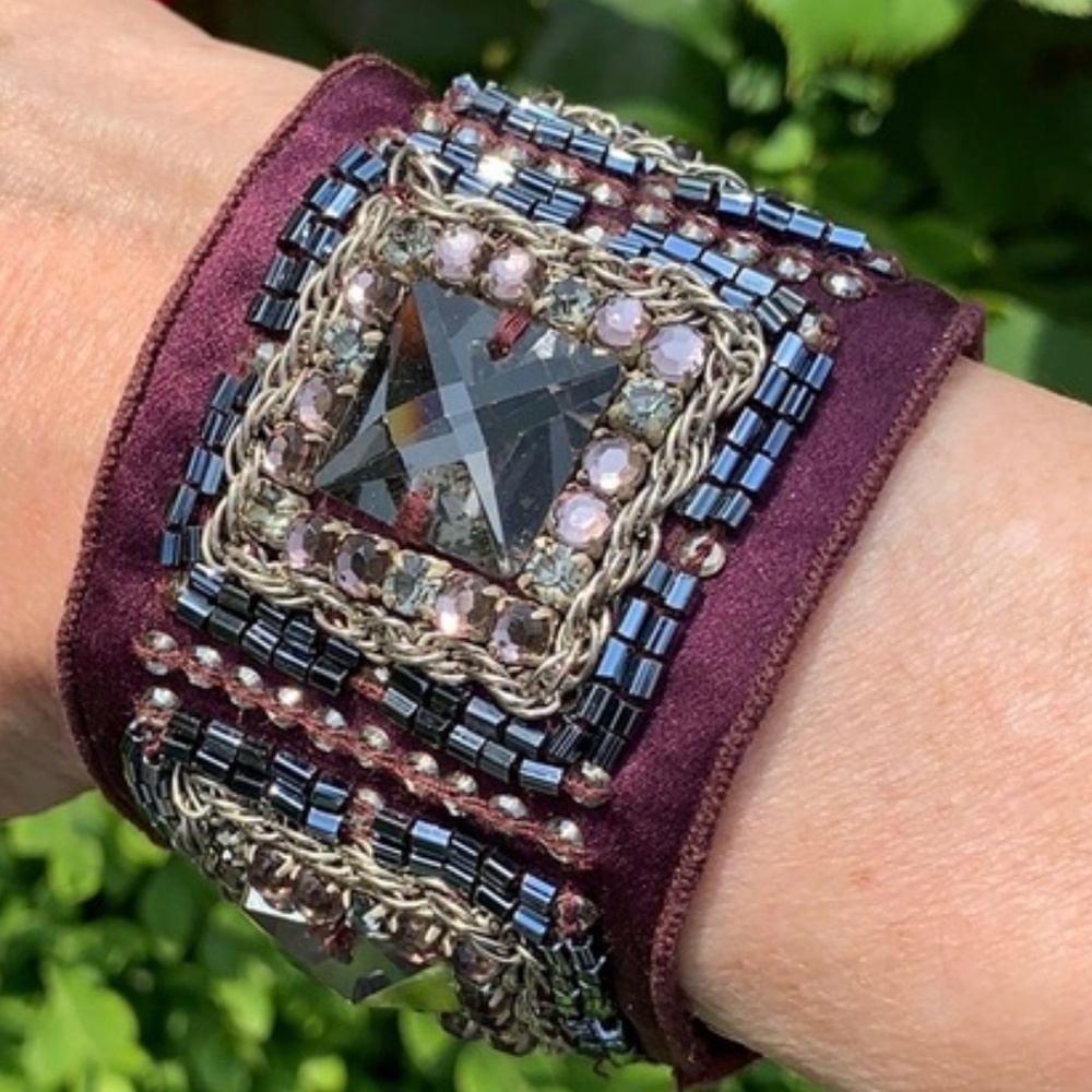 Stella & Dot🦄~ULTRARARE~Nadia Embroidered Cuff Bracelet - Picture 3 of 7